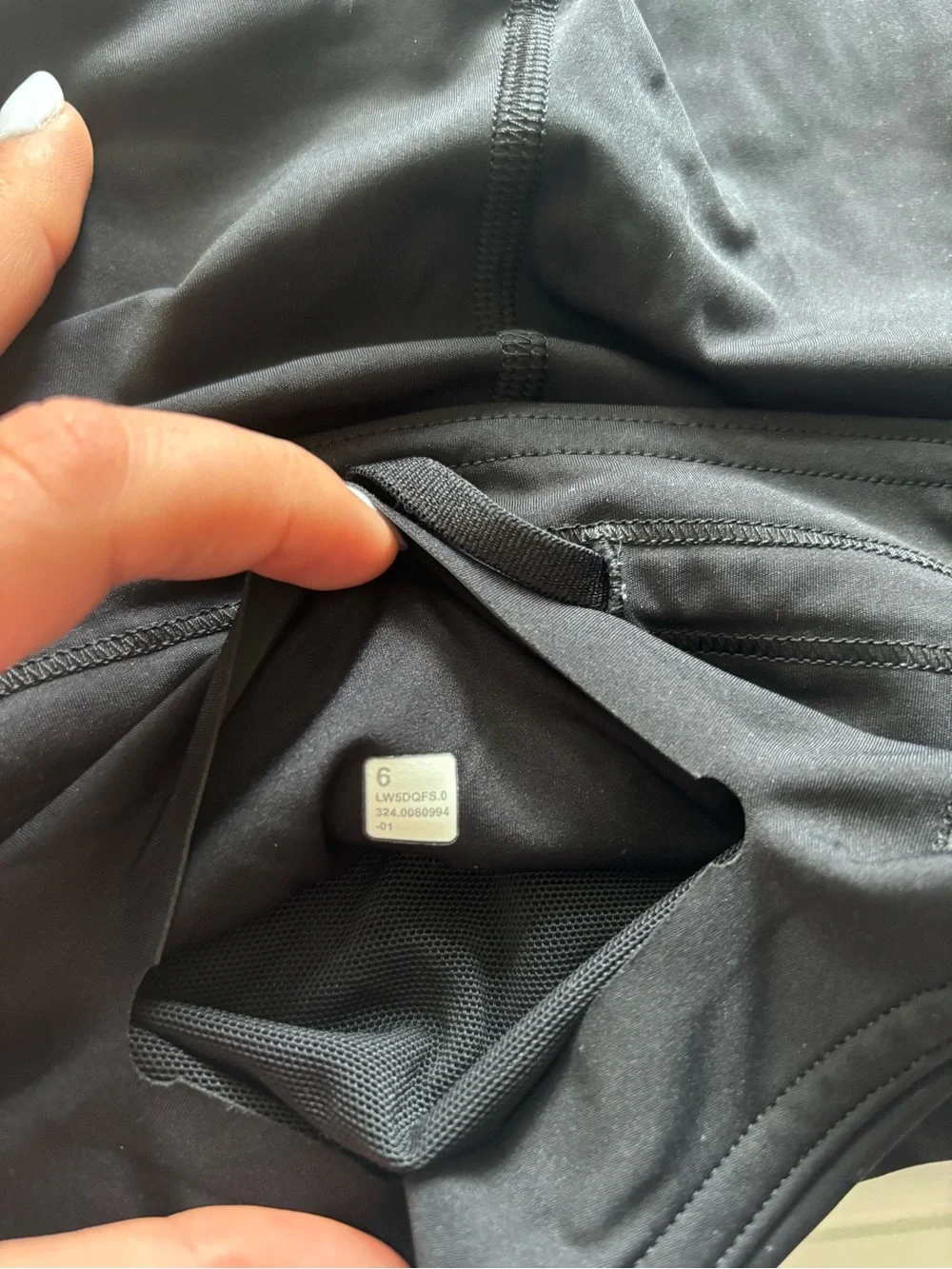 black lululemon leggings